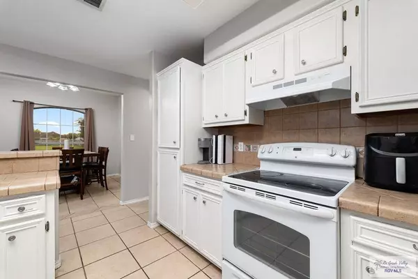 436 Peacock Dr., San Benito, TX 78586