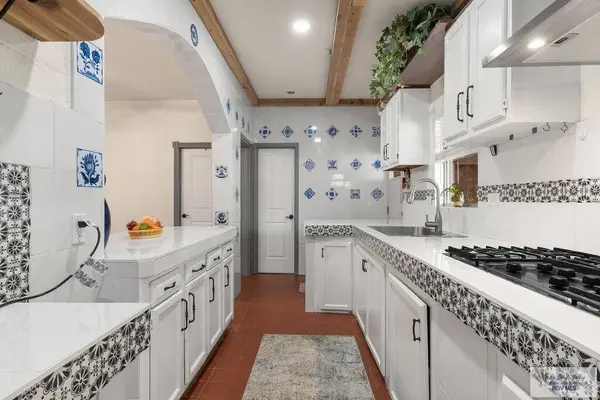 293 7th St., Raymondville, TX 78580