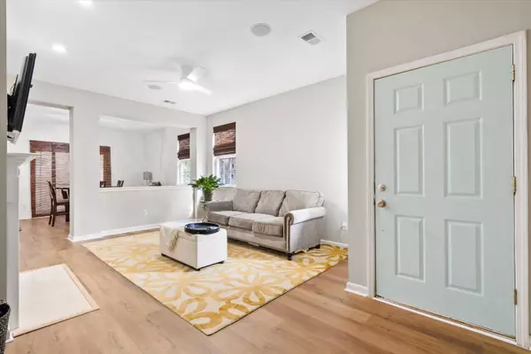 104 Chemistry Cir, Ladson, SC 29456