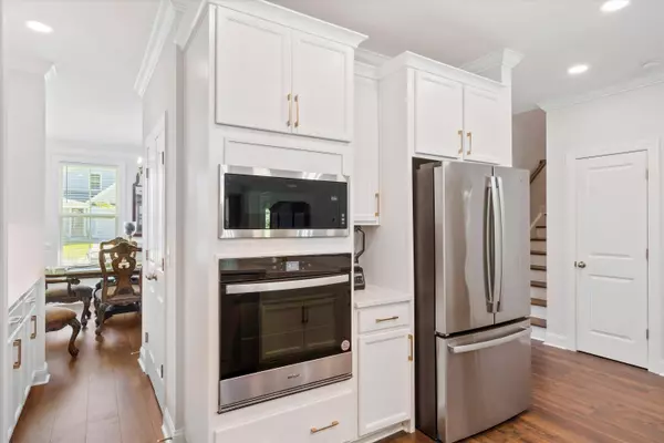 428 Eagleview Dr, Moncks Corner, SC 29461