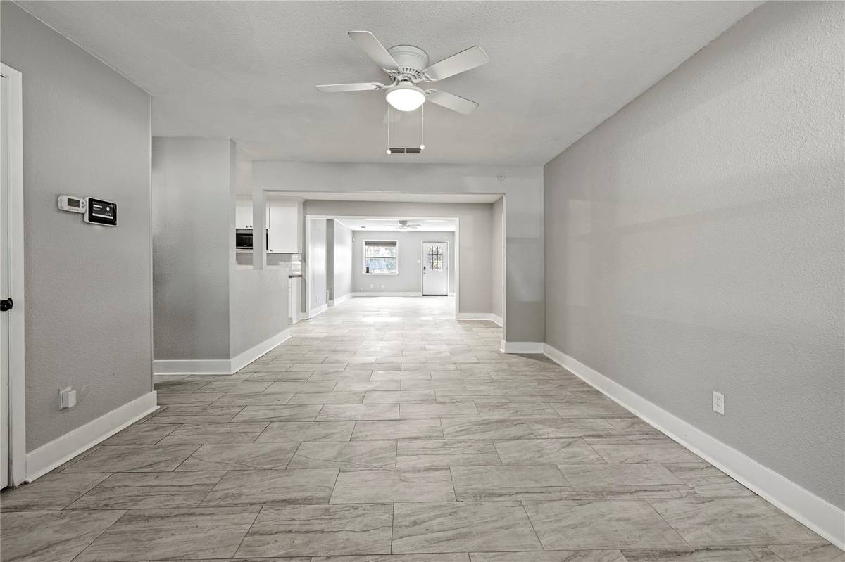 7117 Payte Ln, North Richland Hills, TX 76182-3516