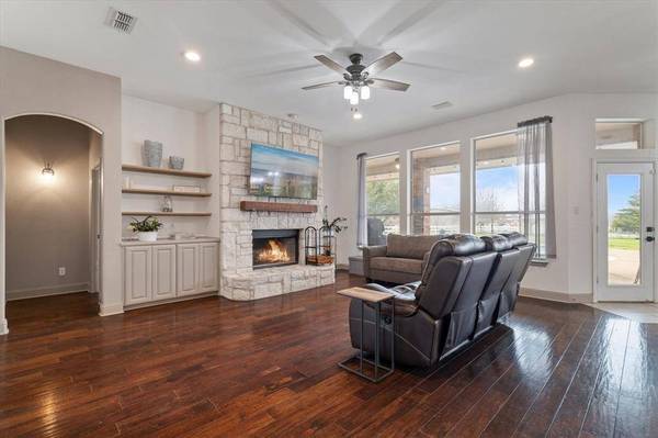 1801 Highland Springs Drive, Haslet, TX 76052