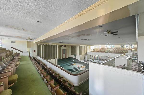 1519 Circle Park Boulevard, Fort Worth, TX 76164