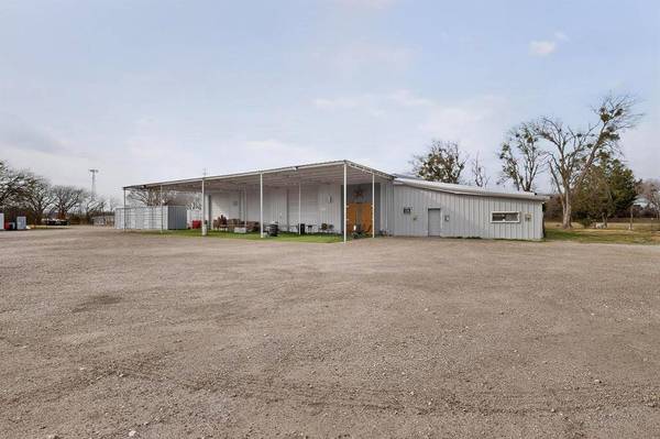 700 E Main Street, Richland, TX 76681