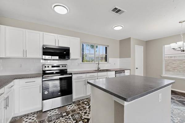 3205 Bend Oak Dr, Mesquite, TX 75181-2950