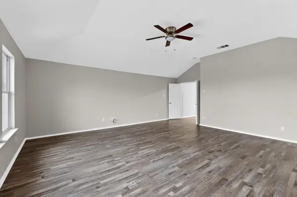 3205 Bend Oak Dr, Mesquite, TX 75181-2950