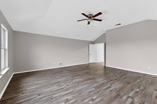 3205 Bend Oak Dr, Mesquite, TX 75181-2950