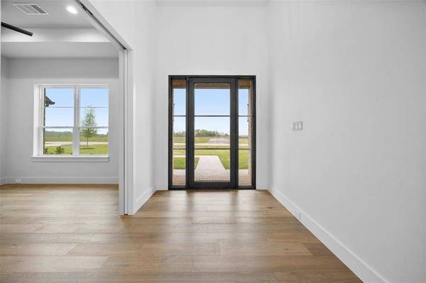 133 Liv Meadow Way, Waxahachie, TX 75165