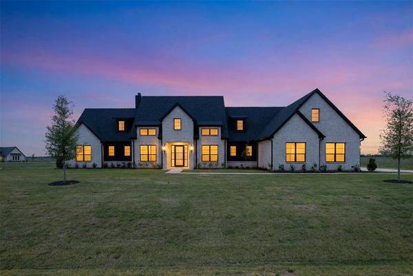 133 Liv Meadow Way, Waxahachie, TX 75165