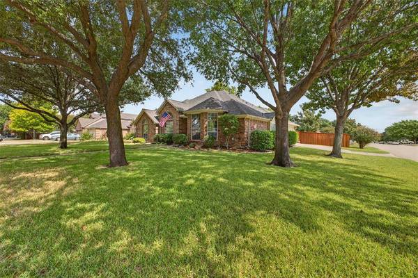1600 Churchill Lane, Mansfield, TX 76063