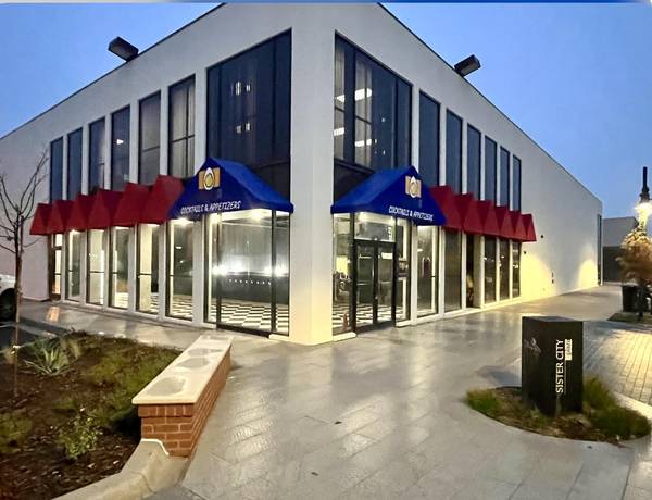 231 W Main St #103, Denison, TX 75020-3024