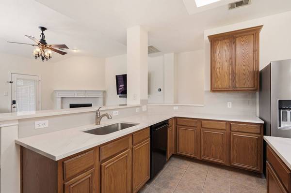6528 Stewart BLVD, The Colony, TX 75056