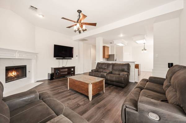 6528 Stewart BLVD, The Colony, TX 75056