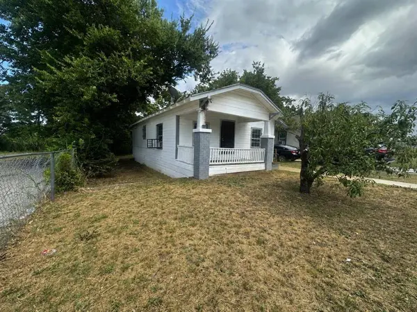 1309 S Riverside Drive, Fort Worth, TX 76104