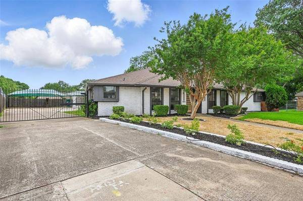 1425 Cassandra Circle, Desoto, TX 75115