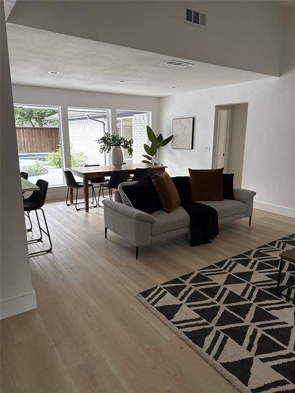 3205 Saint Ives Court, Plano, TX 75075