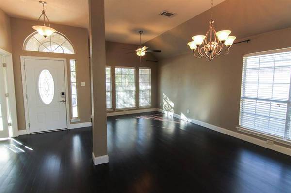 8716 Trace Ridge Parkway, Fort Worth, TX 76244