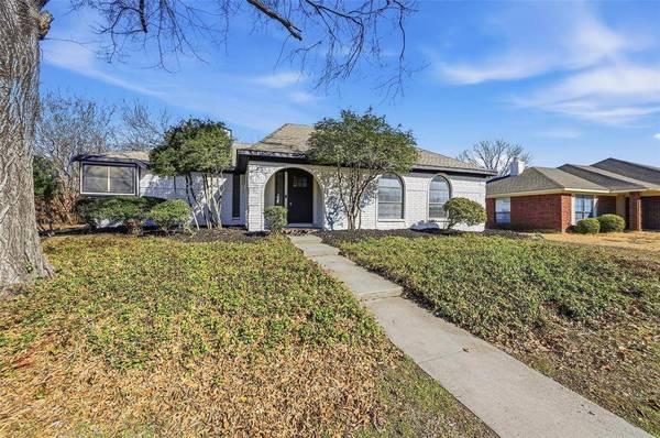 1541 Sunswept Terrace, Lewisville, TX 75077