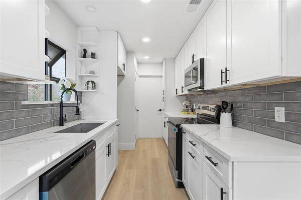 763 Lakeside Drive, Rockwall, TX 75032