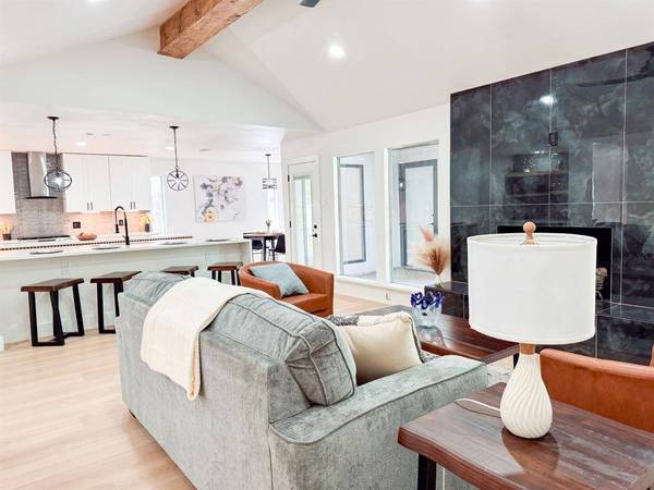 2313 Claridge Circle, Plano, TX 75075