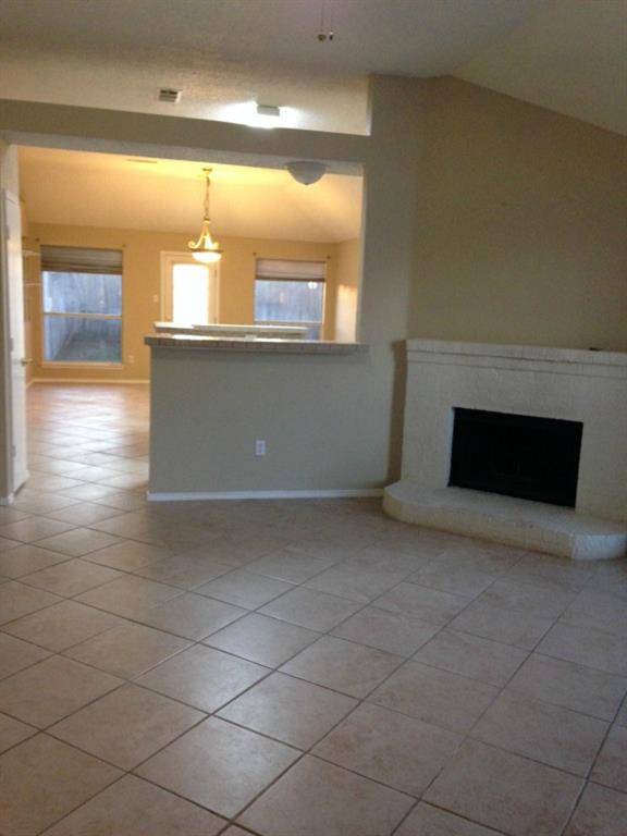 2201 Silverthorn Lane, Flower Mound, TX 75028