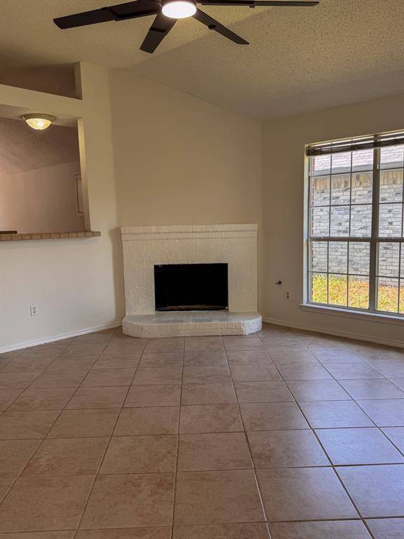 2201 Silverthorn Lane, Flower Mound, TX 75028