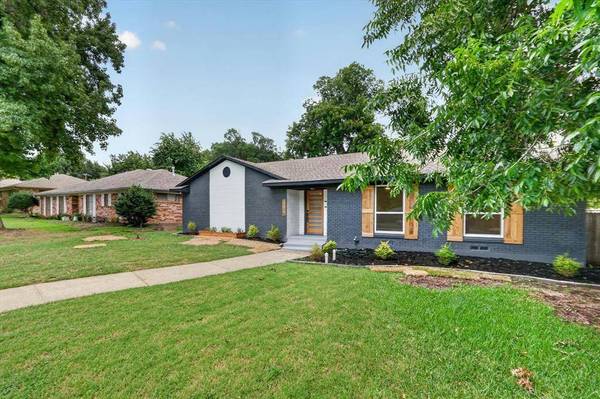 1104 Westwood Drive, Plano, TX 75075