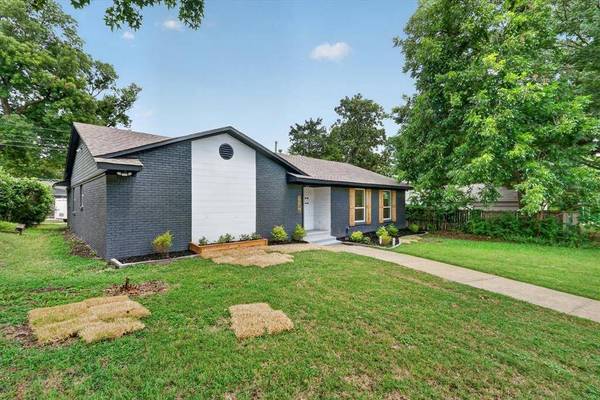 1104 Westwood Drive, Plano, TX 75075