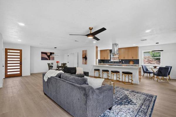 1104 Westwood Drive, Plano, TX 75075