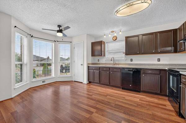 9929 Long Rifle Drive, Fort Worth, TX 76108