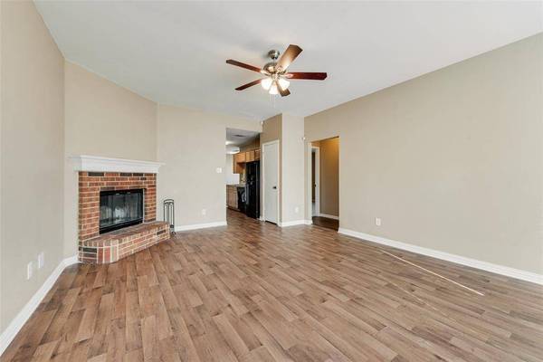 10504 Aransas Drive, Fort Worth, TX 76131