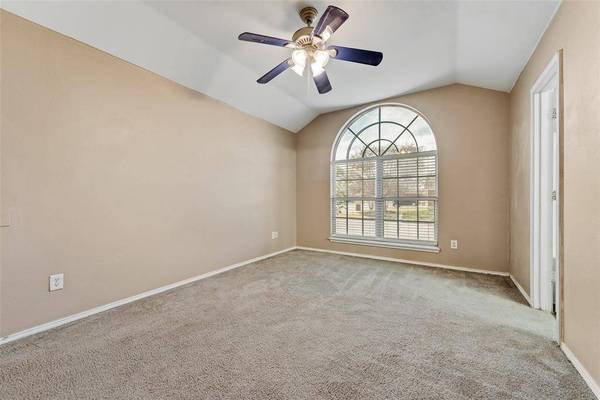 10504 Aransas Drive, Fort Worth, TX 76131