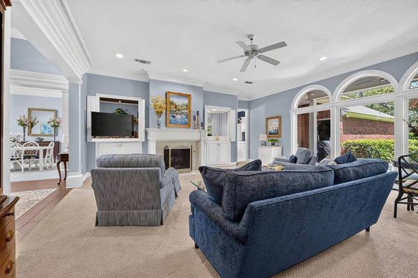 4305 Green Meadow Street E, Colleyville, TX 76034