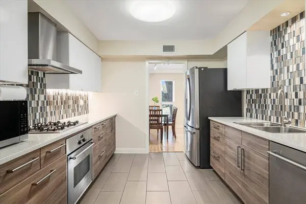 7819 La Verdura Drive, Dallas, TX 75248