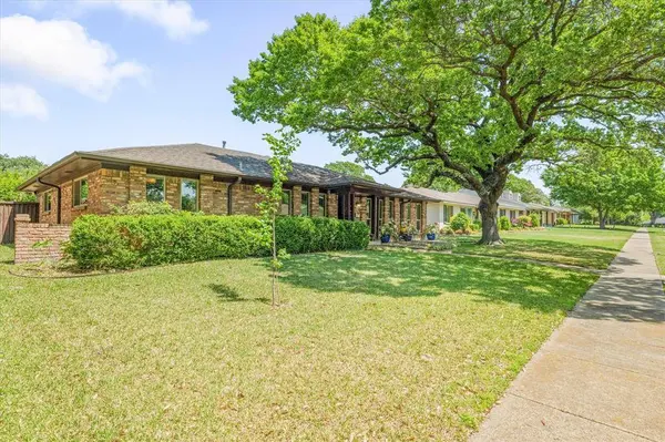 7819 La Verdura Drive, Dallas, TX 75248