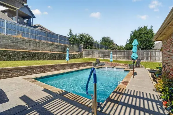 7357 Lake Rock Drive, Fort Worth, TX 76179