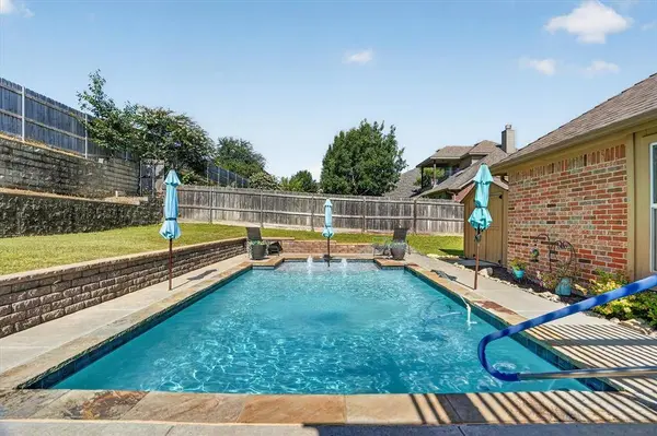 7357 Lake Rock Drive, Fort Worth, TX 76179