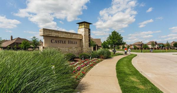 Castle Hills in Lewisville, TX: The Honest Pros and Cons of North Texas' Original Master-Planned Kingdom