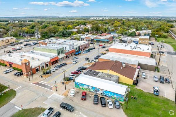 feature image of Living in Forney, TX: The Honest Pros and Cons of the East Side's Boomtown-in-Chief