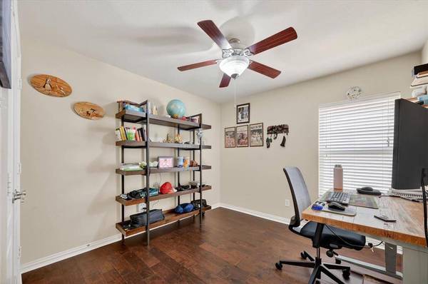 3812 Surf Street, Denton, TX 76208