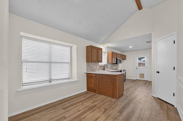 753 Red Oak Drive, Lewisville, TX 75067