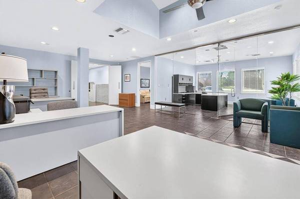 5208 Village Creek #102, Plano, TX 75093