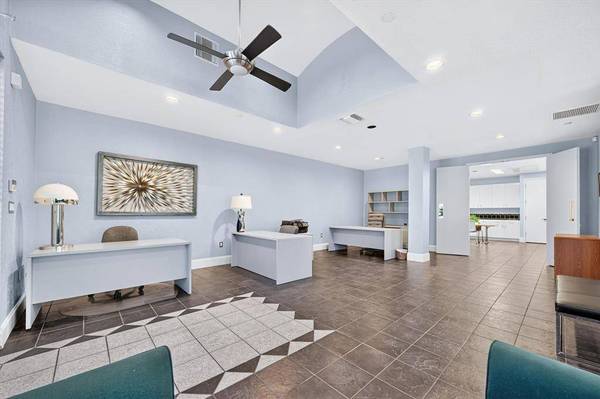 5208 Village Creek #102, Plano, TX 75093
