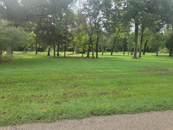 TBD Lincoln Dr, Streetman, TX 76681