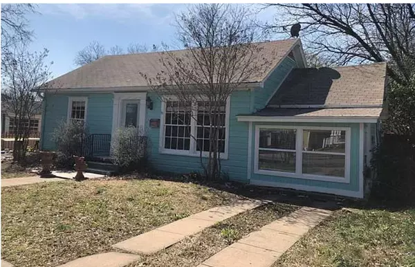 302 S Bradley St, Mckinney, TX 75069-4512