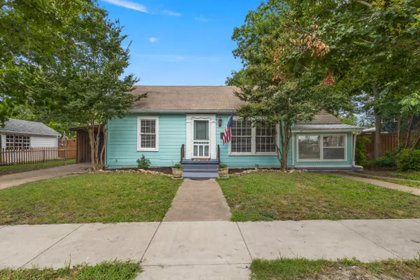 302 S Bradley St, Mckinney, TX 75069-4512