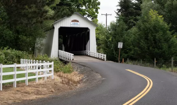 What’s Really Happening in the South Clackamas County Housing Market This Spring?