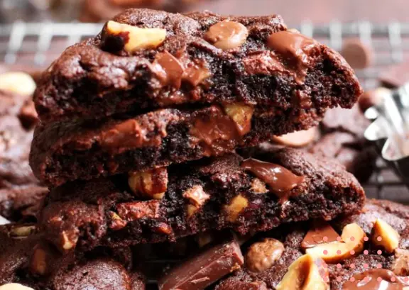 Sweet Oregon Fall: Salted Hazelnut Chocolate Chunk Cookies to Bake This Season