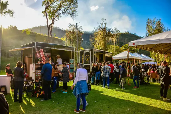 West Linn's Willamette Falls Drive Is Now the Best Food Cart Street in the Portland Suburbs
