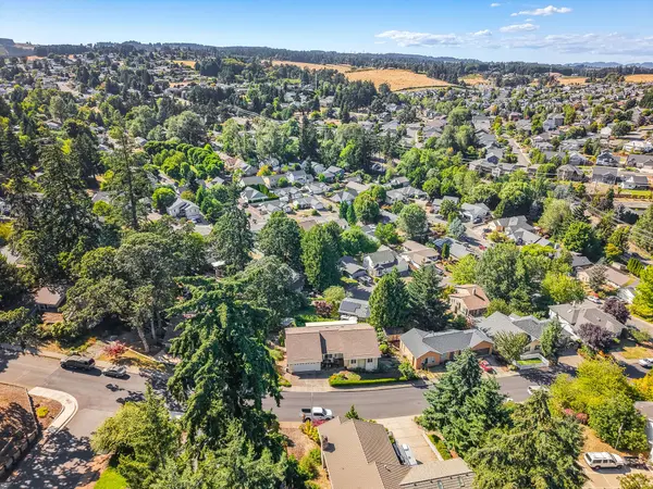 West Salem Daylight Ranch for Sale | 1035 Westfarthing Way NW, Salem OR 